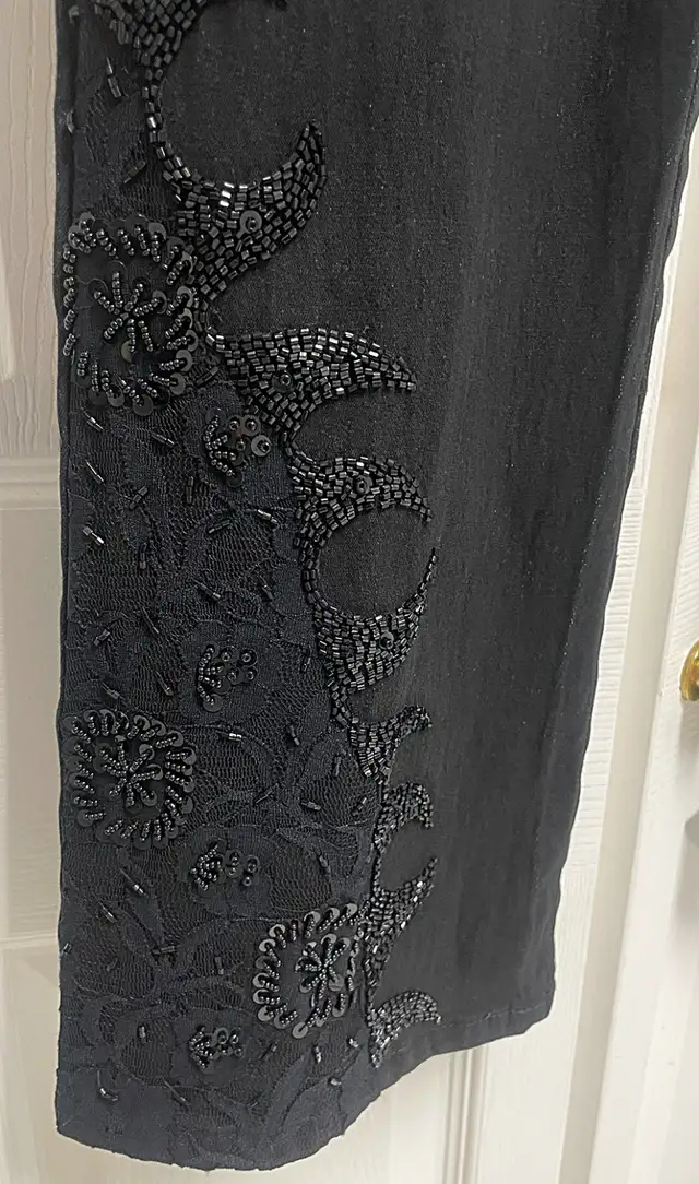 Black Designer Bead & Lace Embellished Jeans by DG2,  size 8 in Women's - Bottoms in Delta/Surrey/Langley - Image 6