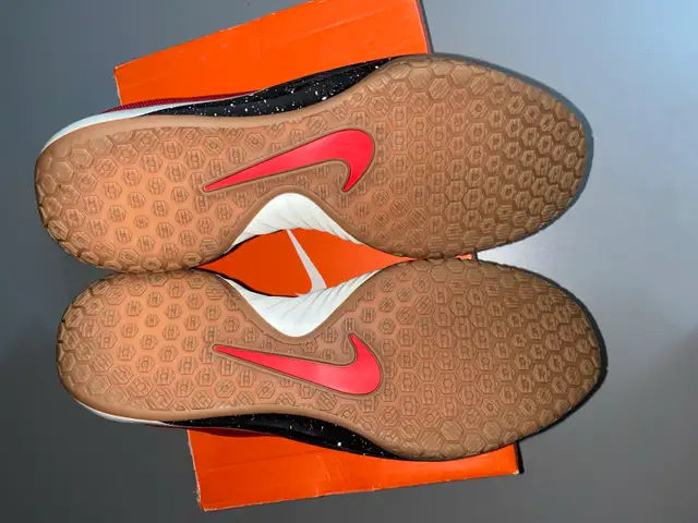 Nike hyperlive 420216619937320962