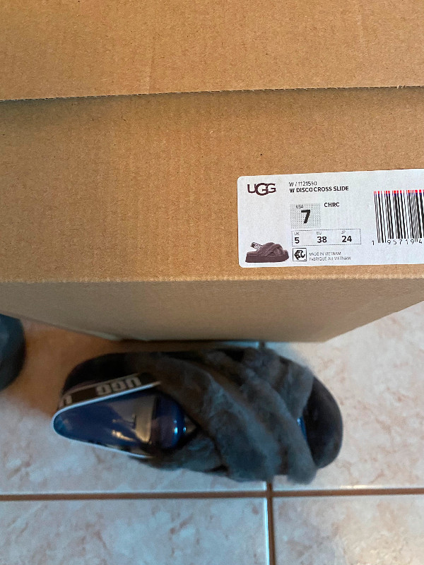 UGG footwear (new) in Women's - Shoes in Windsor Region - Image 4
