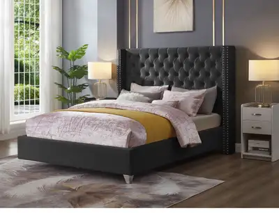 King size bed. NEW in box!  Lit king, NOUVEAU dans la boite., View more