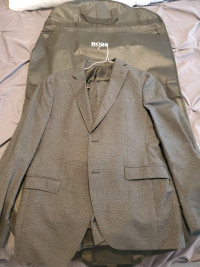 Hugo Boss Suit Never Worn 40 Regular