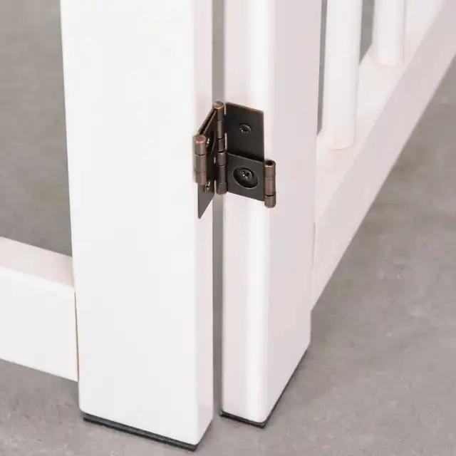 4 Panels Foldable Free Standing Pet Gate, White in Other in Markham / York Region - Image 10