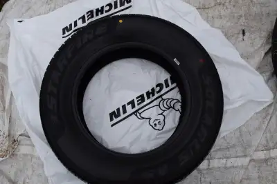 4New235/65r17Starfire Solarus All Season SUV Tires made by Goodyear 4 new tires 100% treads no plugs...