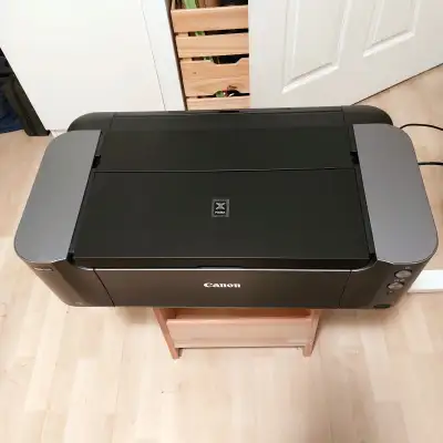Canon PIXMA PRO-100 Large Format Photo Printer (13" x 19") – Like New Located downtown (Richmond Eas...