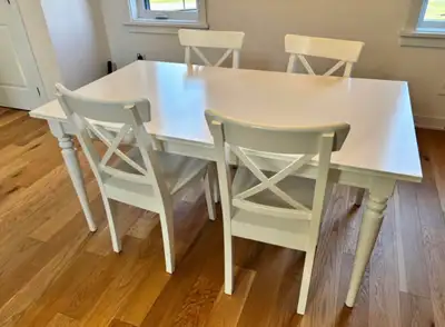 ROSENTORP Extendable Table & 4 Chairs, View more