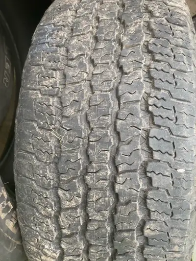 4 Good year 275/55/20 tires with lots of threads still on them they are all season tires reduced to...