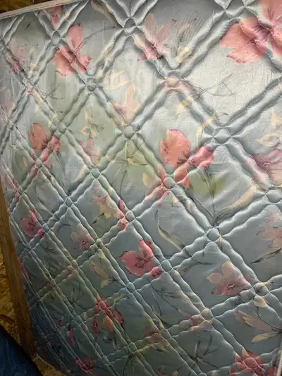 Beautiful Floral Vintage Double Mattress. I deliver!, View more