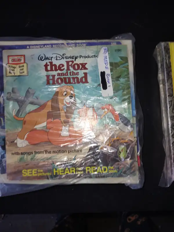 Old Children Books in Children & Young Adult in Markham / York Region - Image 2