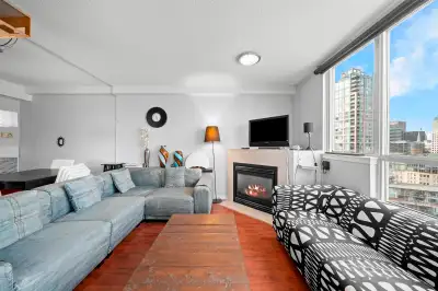 Smart City Living – Downtown Rooms