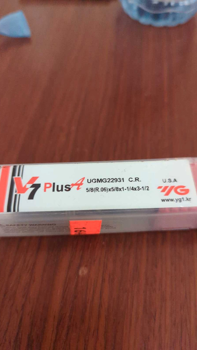 Brand new 5/8" solid carbide end mill in Other in Markham / York Region - Image 2