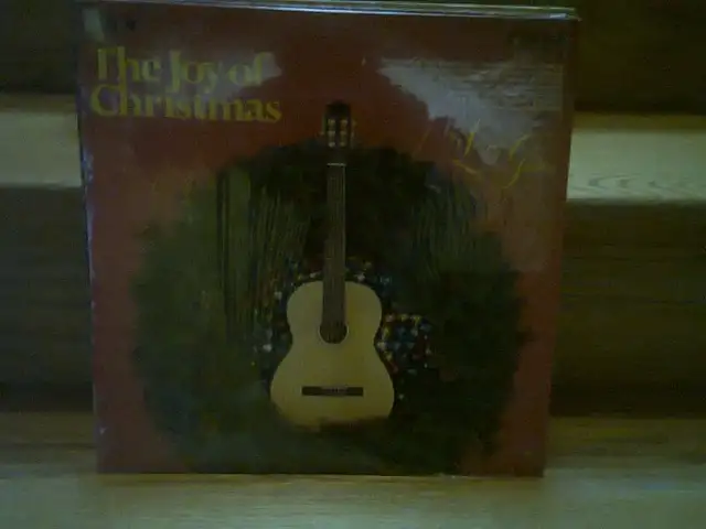 CHRISTMAS ALBUMS-6 ALBUMS in CDs, DVDs & Blu-ray in Mississauga / Peel Region - Image 5