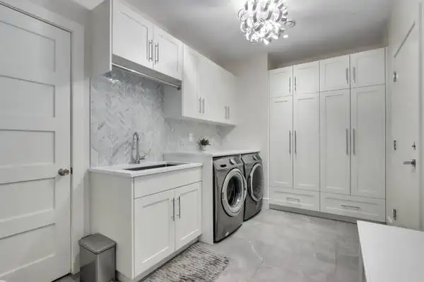 MDF Door Sale in Windows, Doors & Trim in Cranbrook - Image 6