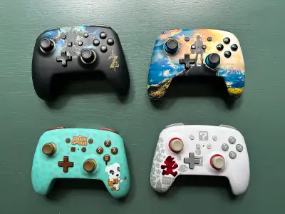 Nintendo switch (original) pro controllers, View more
