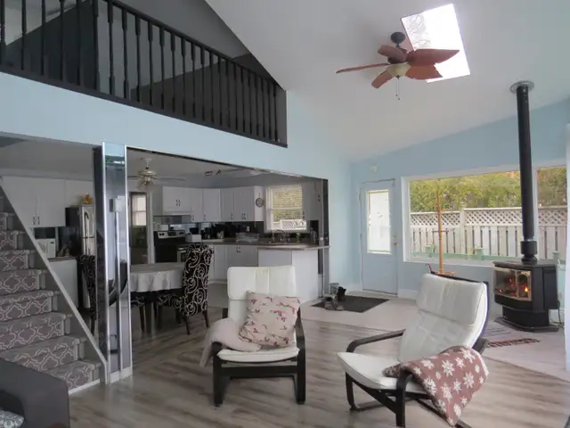 Cottage for Rent Kawartha Lakes in Ontario in Canada - Image 5