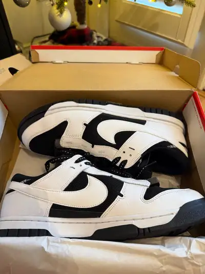 Nike Dunk Jumbo Reverse Panda, View more