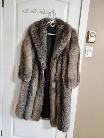 manteau de fourrure, View more