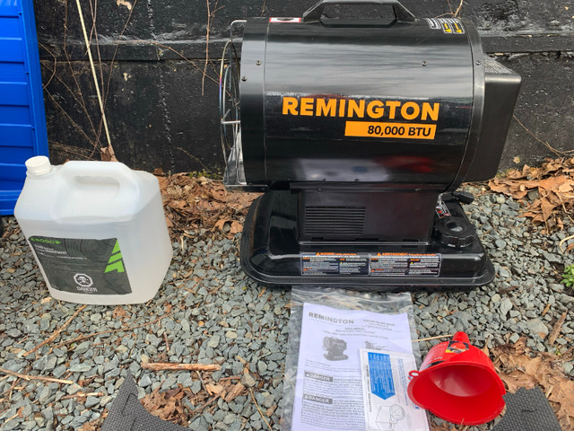 Remington 80,000BTU Kerosene Heater Kit with case, funnel, fuel in Other in City of Halifax
