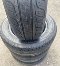 4 pneus d’été usagés à // vendre 2 toyo 2 kumho P185/65R15
