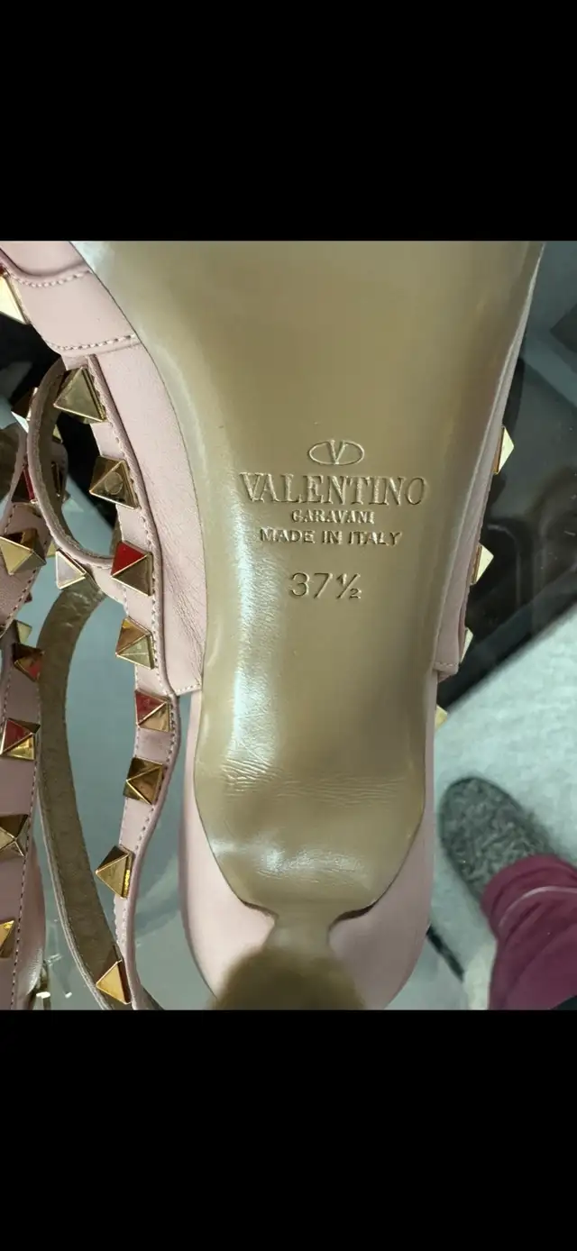 Valentino Shoes in Women's - Shoes in City of Toronto - Image 6
