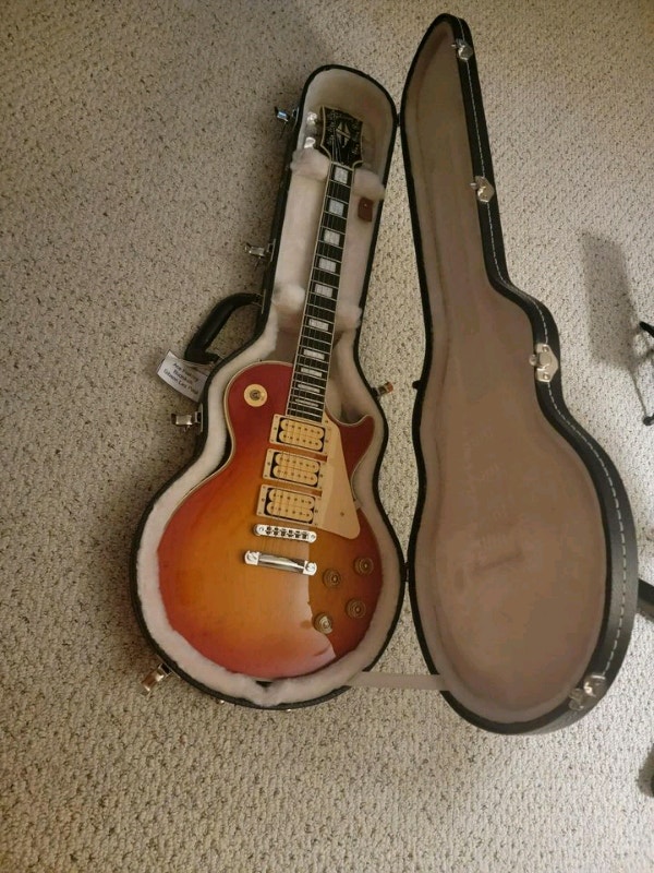Gibson Ace Frehley Budokan Custom Les Paul Guitars Vancouver Kijiji