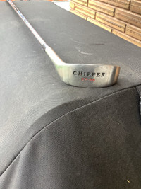 Golf Club Chipping Iron ( LEFT Handed )