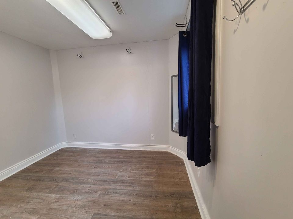 2 Bedroom apartment in Hespeler Village, Cambridge 4