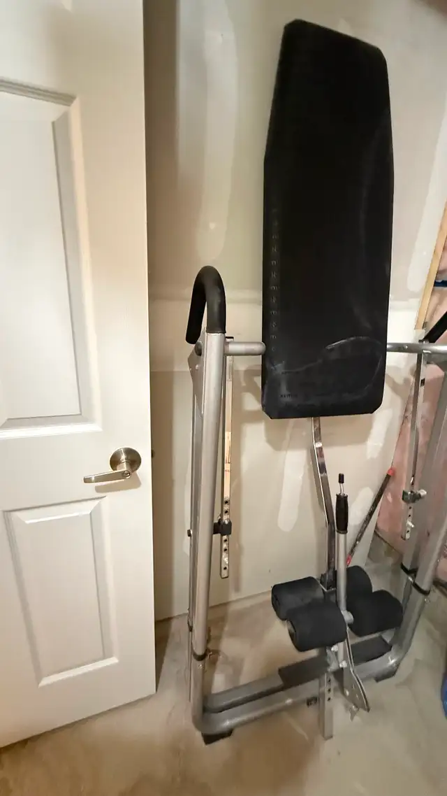 Inversion table pick up Newcastle in Exercise Equipment in Oshawa / Durham Region - Image 2