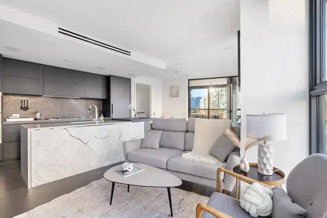 2B2B Waterfront Condo at False Creek / Olympic Village in Long Term Rentals in Vancouver - Image 5