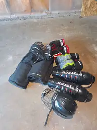 Senior Men's Hockey Gear