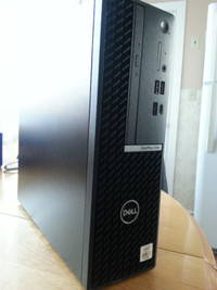 Dell sff desktop computer with i7 10700 cpu for sale.