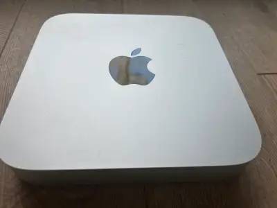 Mac mini m1 2020 pret à l’emploi. Très propre !