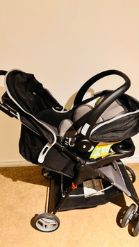 Cosco Stroller with car seat and base (3 in 1) 