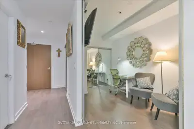 2BR High Park Condo| Lake & Park Views | w/ Parking & Locker!