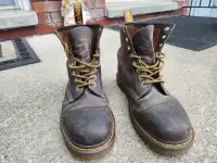 doc martens mens boots size 10