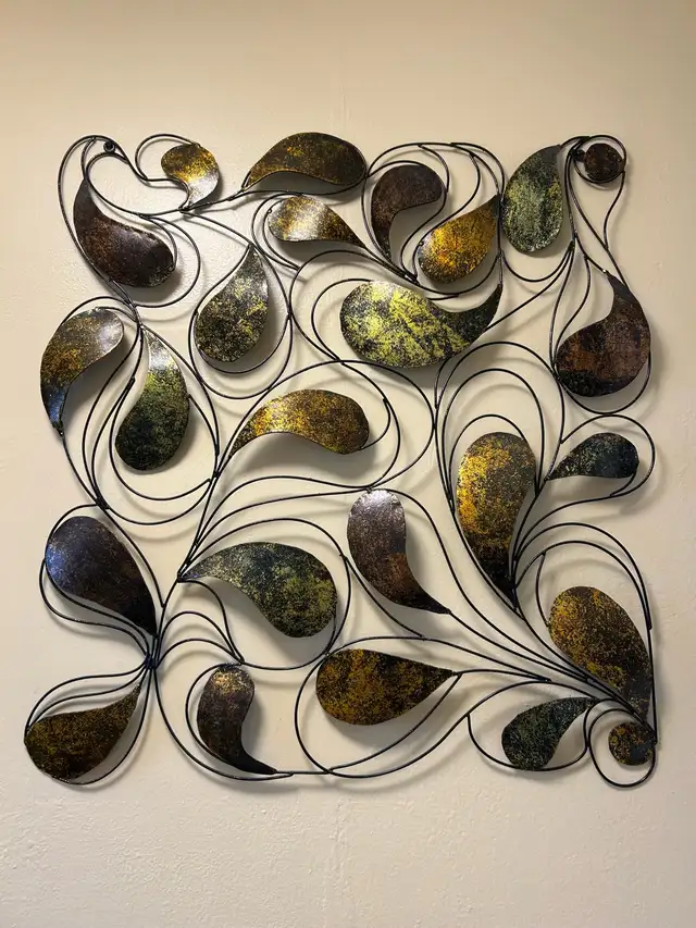 Large Metal Wall Decor in Home Décor & Accents in Kitchener / Waterloo - Image 2