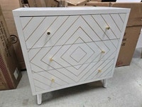 Beautiful large 3 drawer wardrobe Markham / York Region Toronto (GTA) Preview