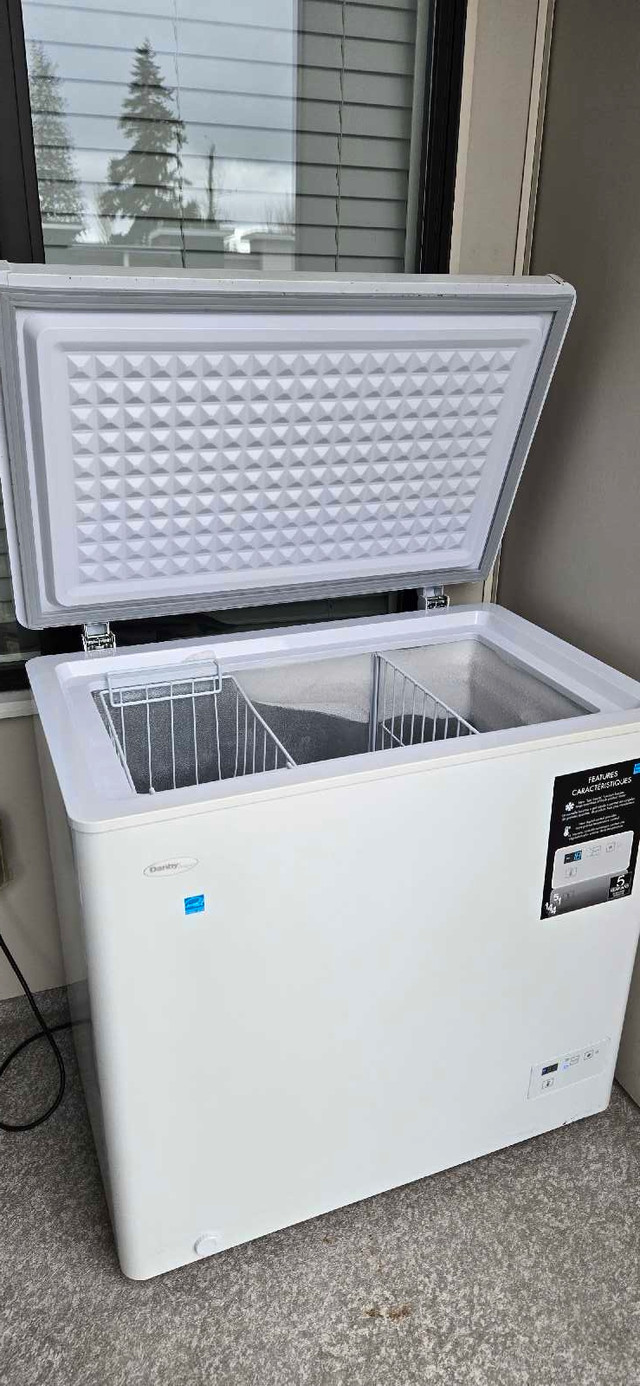 Danby 7 cu ft Convertible Chest Freezer or Refrigerator with 5  in Freezers in Delta/Surrey/Langley