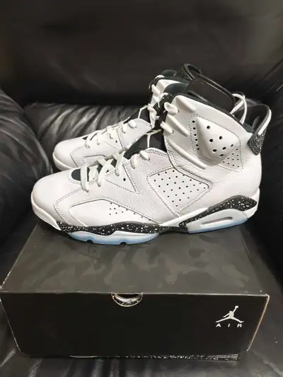 Jordan 6 Reverse Oreo sz 11, View more