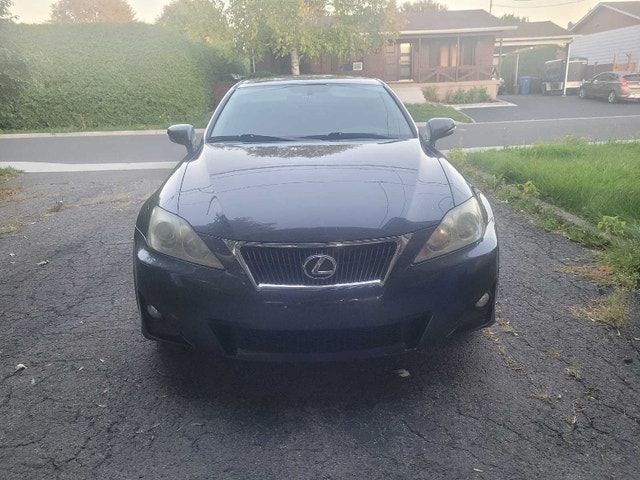 2011 Lexus is250 AWD — photo 5