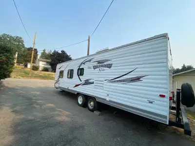 2013 Forest River Wildwood X-Lite – 29’ Travel Trailer Asking Price: $12,900 Location: Vernon, BC Re...