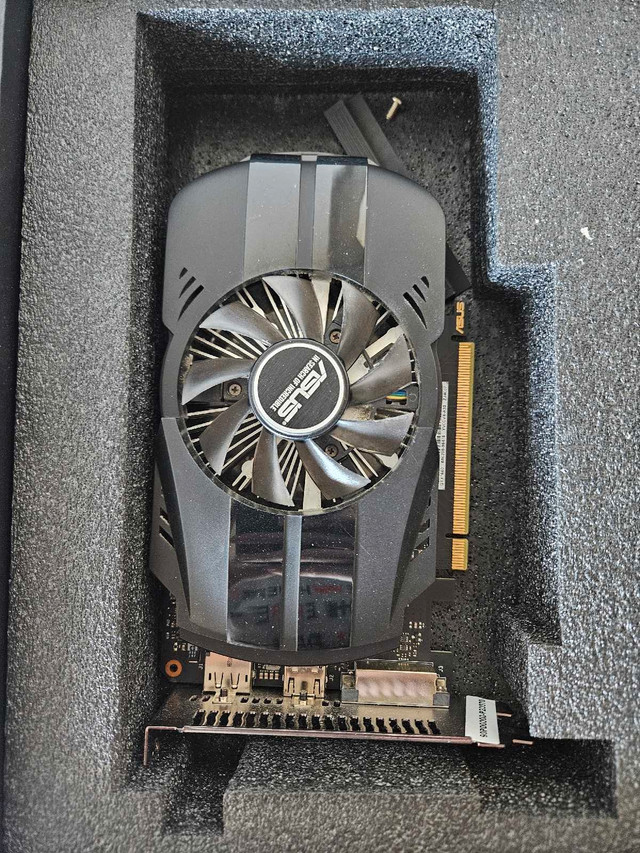 Gtx 1650 like new  in Software in Victoria