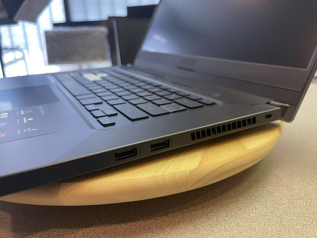 Asus TUF Gaming F15 Laptop in Laptops in Markham / York Region - Image 3