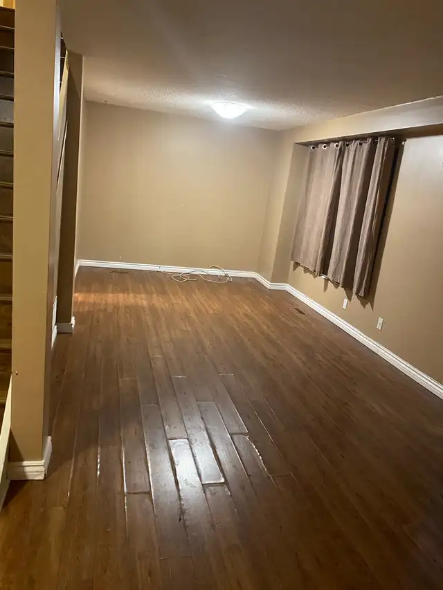 Rooms for Rental Brampton Downtown -April01