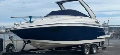 Régal 28 Express 2021 180 hres, GARANTIE FULL jusqu’en 2028, remorque incluse. Cruiser habitable fac...