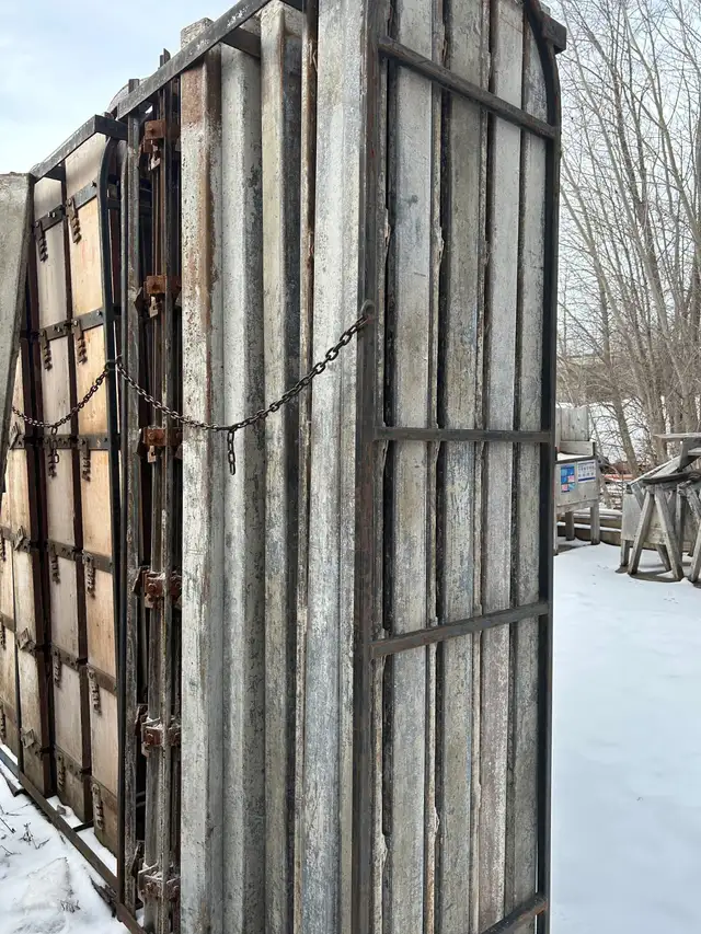 concrete form rental630066617621771222