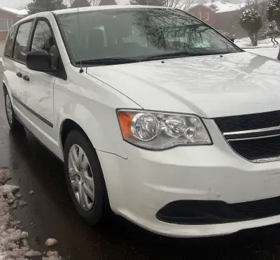 2015 Dodge Grand Caravan – Stow ’n Go – $6,900 OBO Selling our 2015 Dodge Grand Caravan with 170,000...