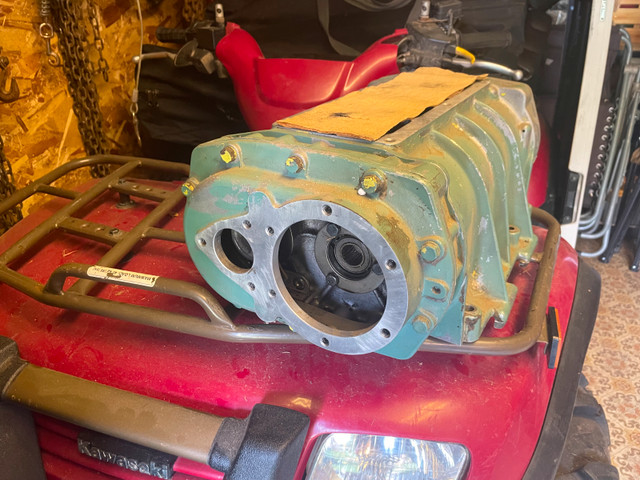 6-71 Blower / Super Charger in Engine & Engine Parts in Lethbridge - Image 2