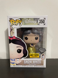 Funko POP! Disney Snow White Diamond Hot Topic Exclusive 
