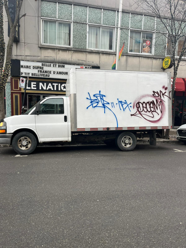 truck chevrolet in good condition dans Autos et camions  à Ville de Montréal - Image 4