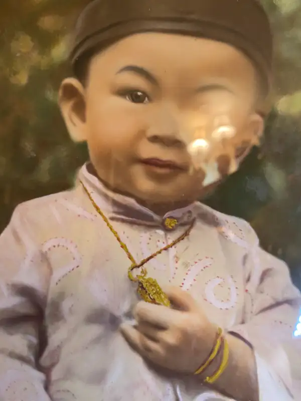 Antique Chinese Painted Photo Portrait Boy 1920s Wood Frame and in Arts & Collectibles in Vancouver - Image 3
